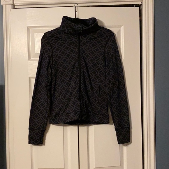 Lululemon jacket - Picture 3 of 3